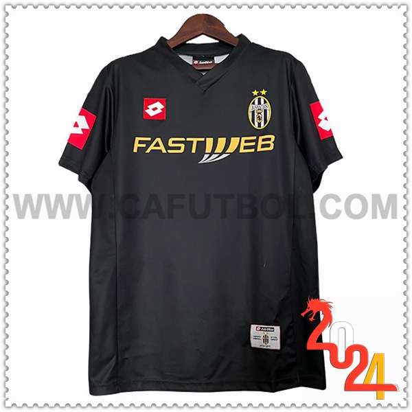 Segunda Camiseta Retro Juventus 2001/2002